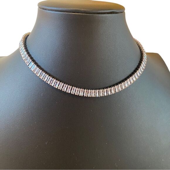 Striking Zirconia & Gun Metal Gray Choker. - Picture 3 of 7